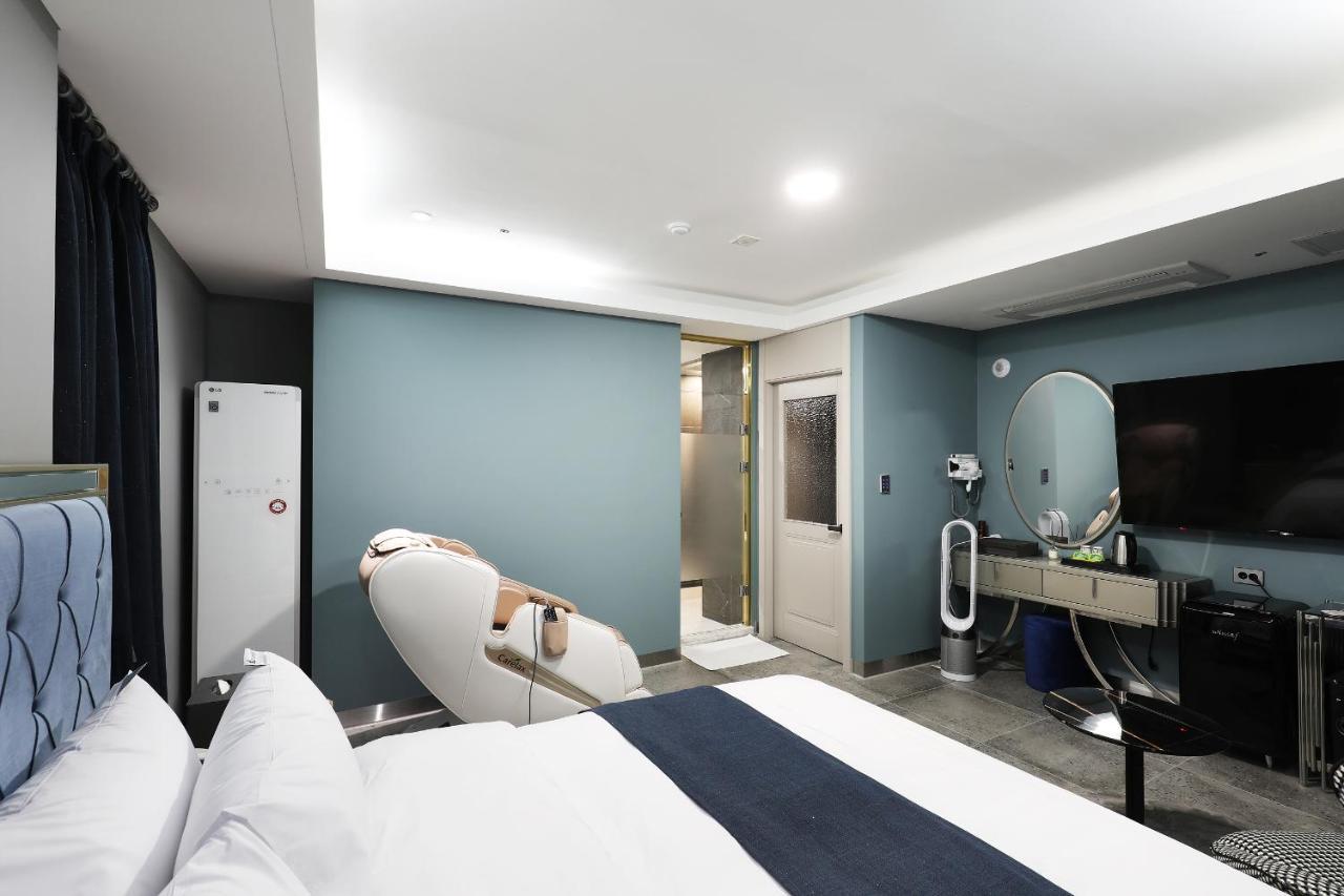 El Tower Hotel Gunsan Eksteriør bilde